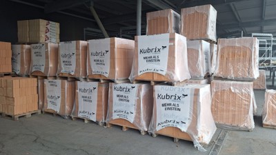 Backsteine rot, neu originalverpackt, ca. 30 Paletten