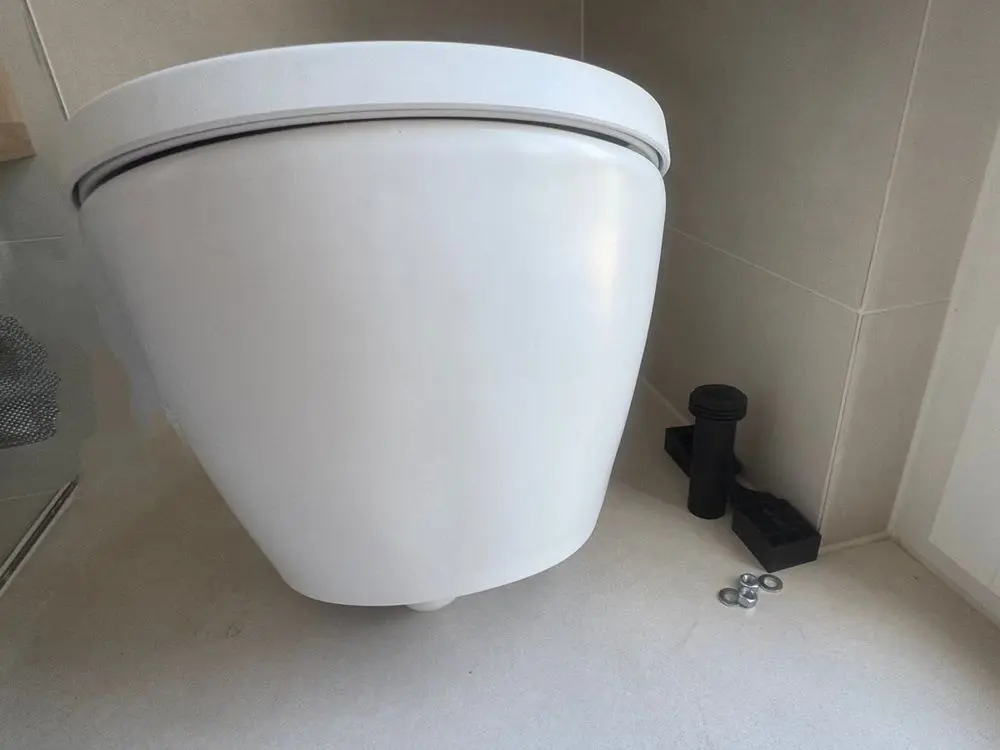 f1ada011-dea6-4802-94aa-05cf8c3d942e-222villeroy-boch-subway-30-wand-wc-neuwertig (1).jpg