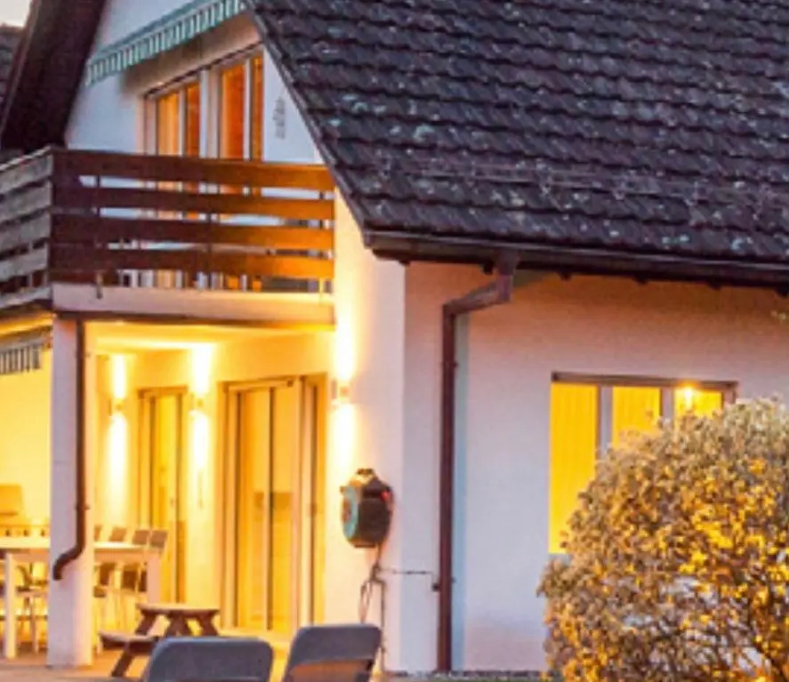 18 hochwertige 3-fach verglaste Fenster/Fenstertür