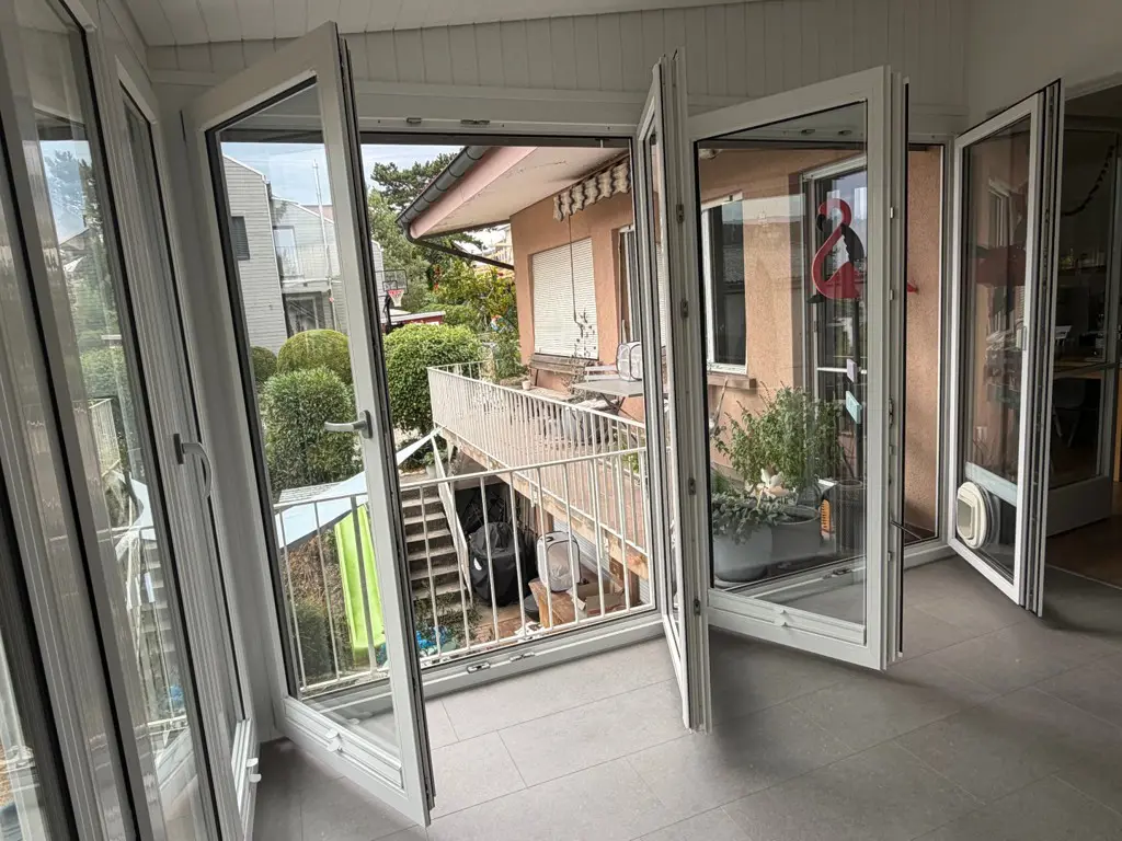 286d993b-ed2d-48fa-b27f-638680331f44-Fenster_002_offen.jpg