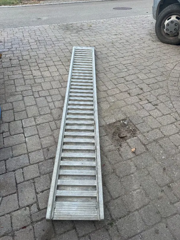 Rampen 3m lang 4400kg