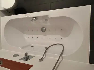 Whirlpool Einbau Badewanne