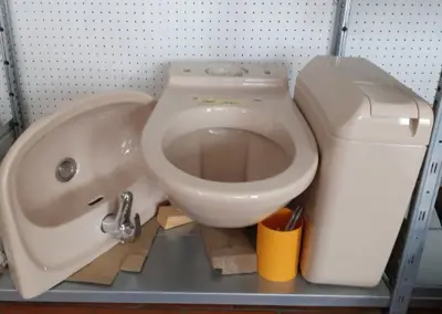WC Garniture