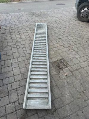 Rampen 3m lang 4400kg