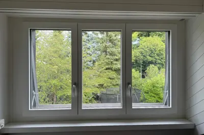 18 hochwertige 3-fach verglaste Fenster/Fenstertür